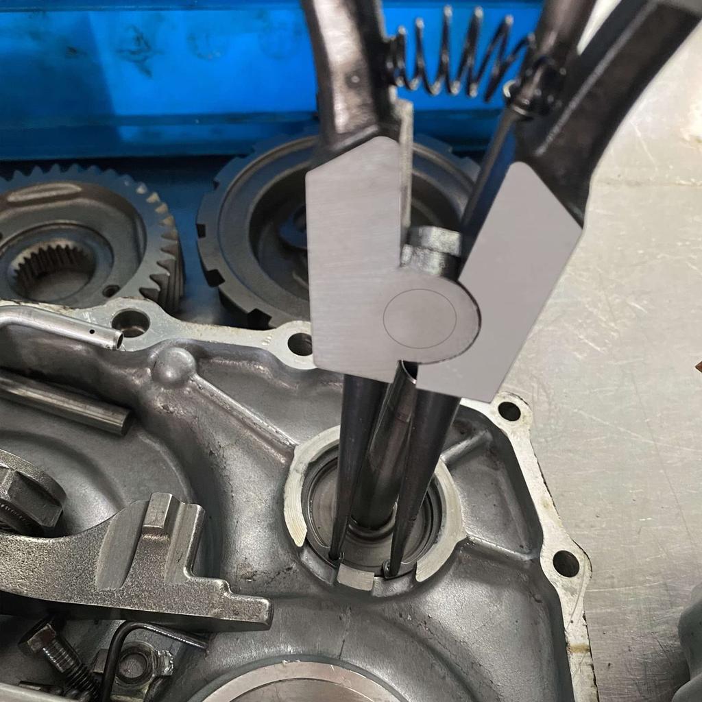 SPEEDWOX Snap Ring External Circlip Pliers with Straight Tip Retaining Ring Pliers for Ring Remover Holding 13-inch Pliers, Jaws, 0.12-inch Diameter,