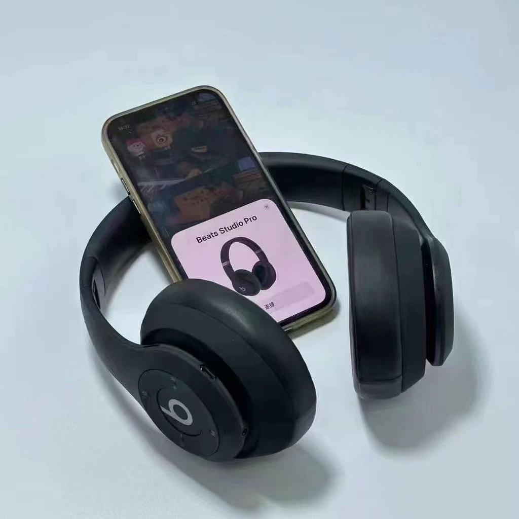 Fones de Ouvido Bluetooth Over-Ear Studio Pro Quarta Geração para Engenheiros de Gravação - Novo Modelo Volume-Drive