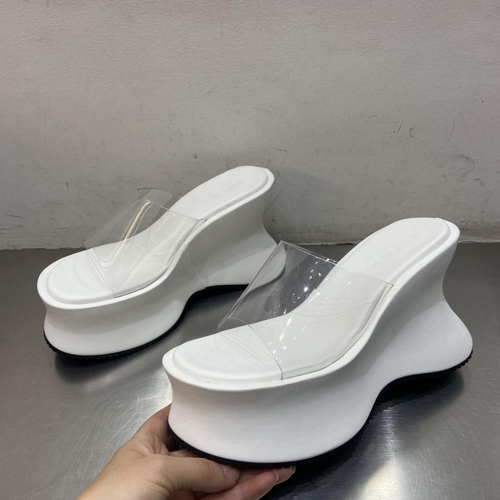 Muffin thick-soled cool slippers fairy shoes 2025 new summer fashion outer wear wedge heel heightening transparent belt sandals