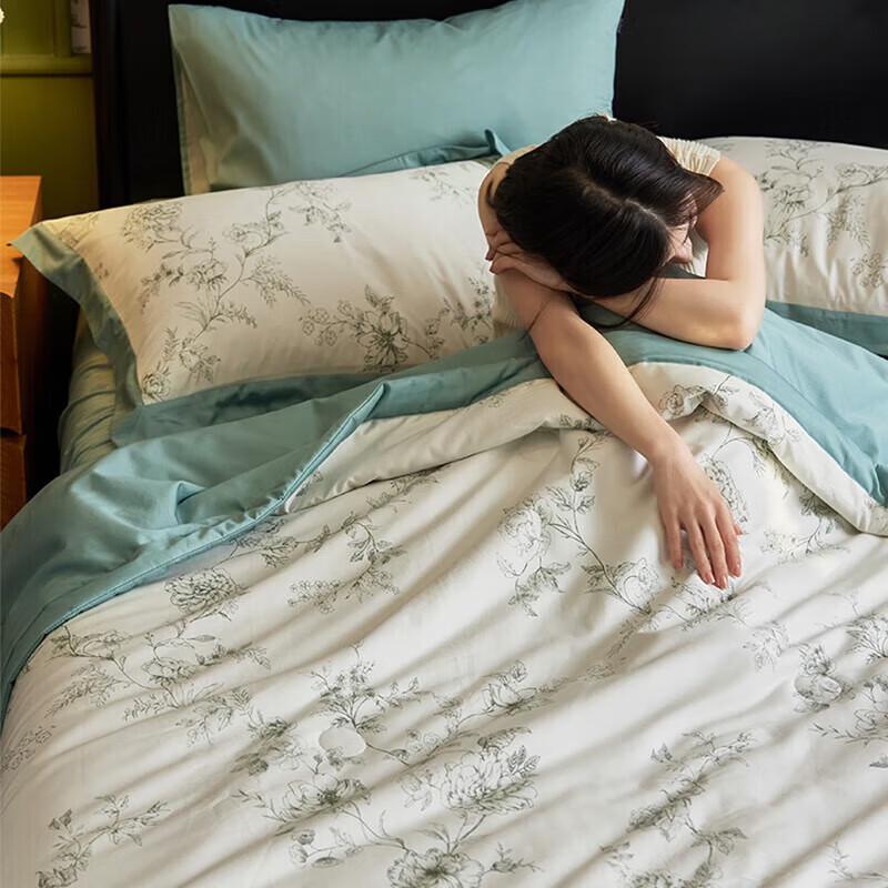 Dohia French Cotton Summer Quilt