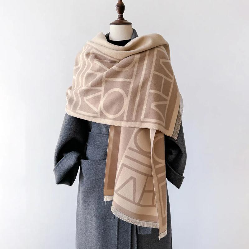 2024 Neuer vielseitiger Herbst- und Winter-Buchstabenspleiß-einfacher Nackenschutz-warmer Schal