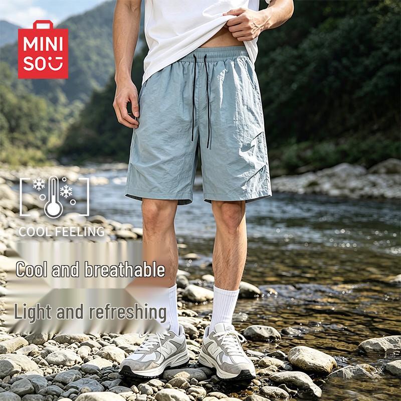 MINISO Men s Summer Techwear Cargo Shorts L