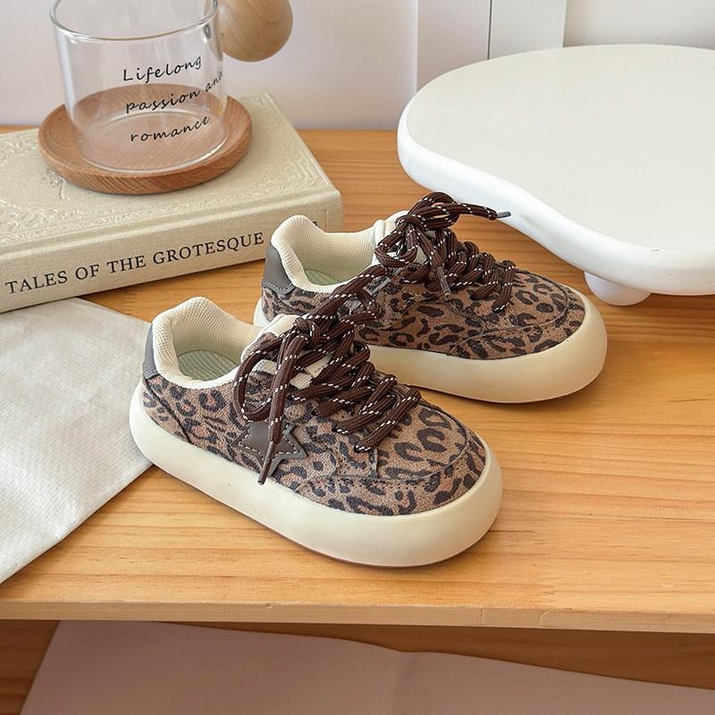 Kids Retro Chunky Sneakers 2026 Girls Boys Star Detail Casual Shoes TPR Sole