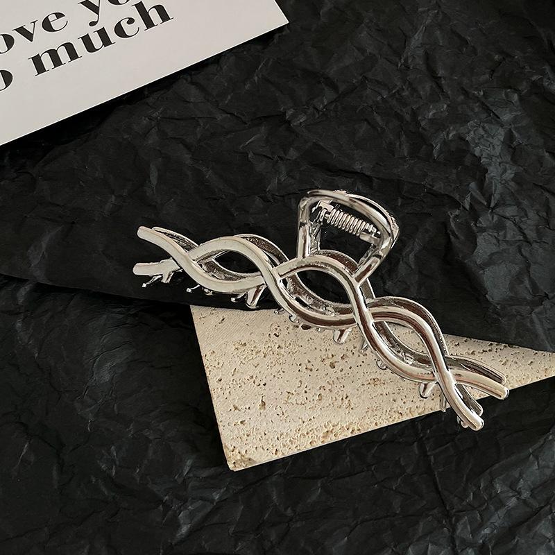 Hollow Out Geometric Metal Hair Claw Vintage Hair Clips For Women Girl Fashion Headband Hairpins Crab Hair Clip Hair Accessories