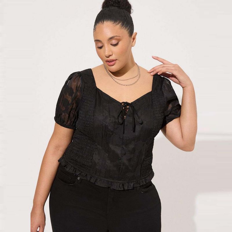 

и Американские Заказы Немного Большемерят Девочки Черная Футболка с Коротким Рукавом Летняя Большого Размера Женская Одежда Квадратный Вырез Облегающий Короткий Топ Black 3