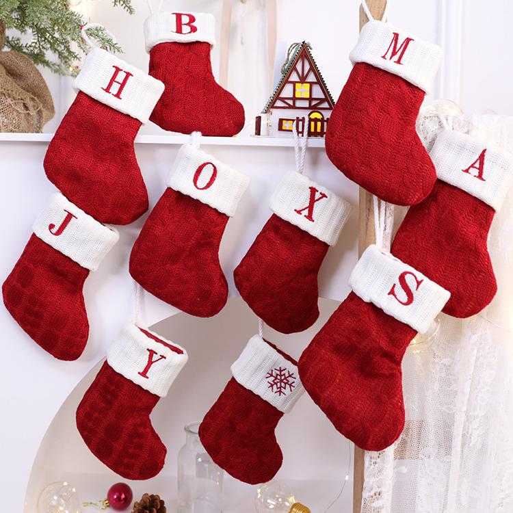 26-Letter Knitted Red Christmas Stockings - Festive Holiday Hanging Decorations