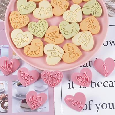 10 Pcs Heart Cookie Mold 3d Plastic Stereoscopic Icing Cookie Press Baking Stamp Wedding Valentine's Day