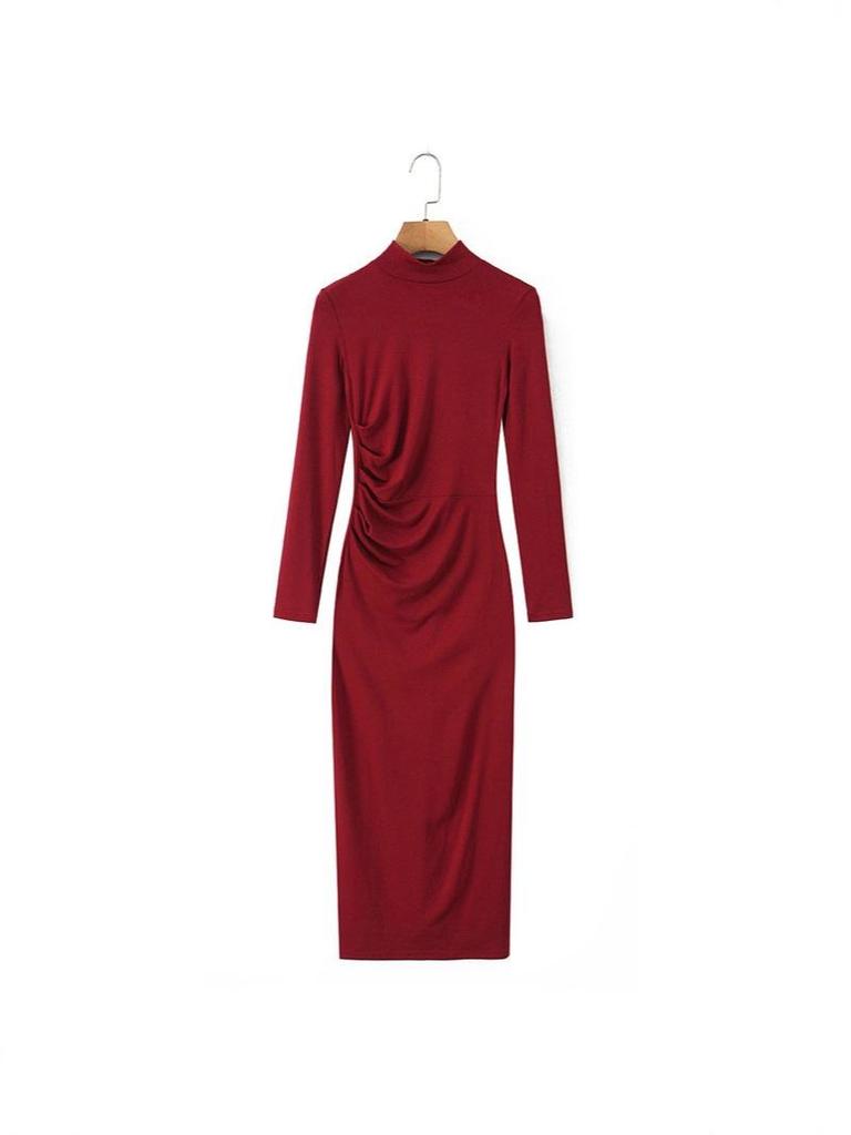Elegant Women's High-Neck Pleated Long-Sleeve Dress: Autumn/Winter Inner Layer, Retro Yujie Style, Waist-Cinched, Hip-Hugging Long Skirt.