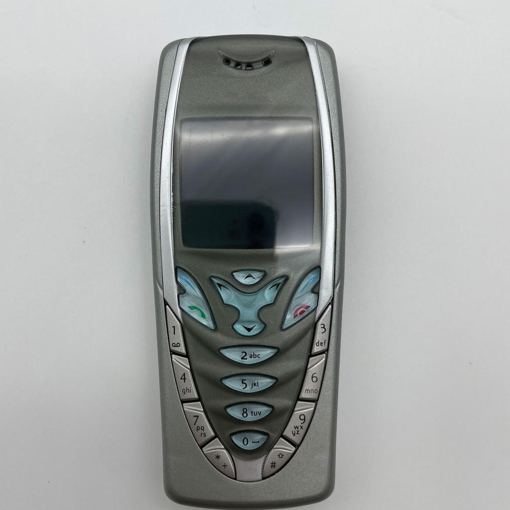 Yenilenmiş Nokia Orijinal Nokia 7210 2G Tuşlu Cep Telefonu 1 SIM Kartlı