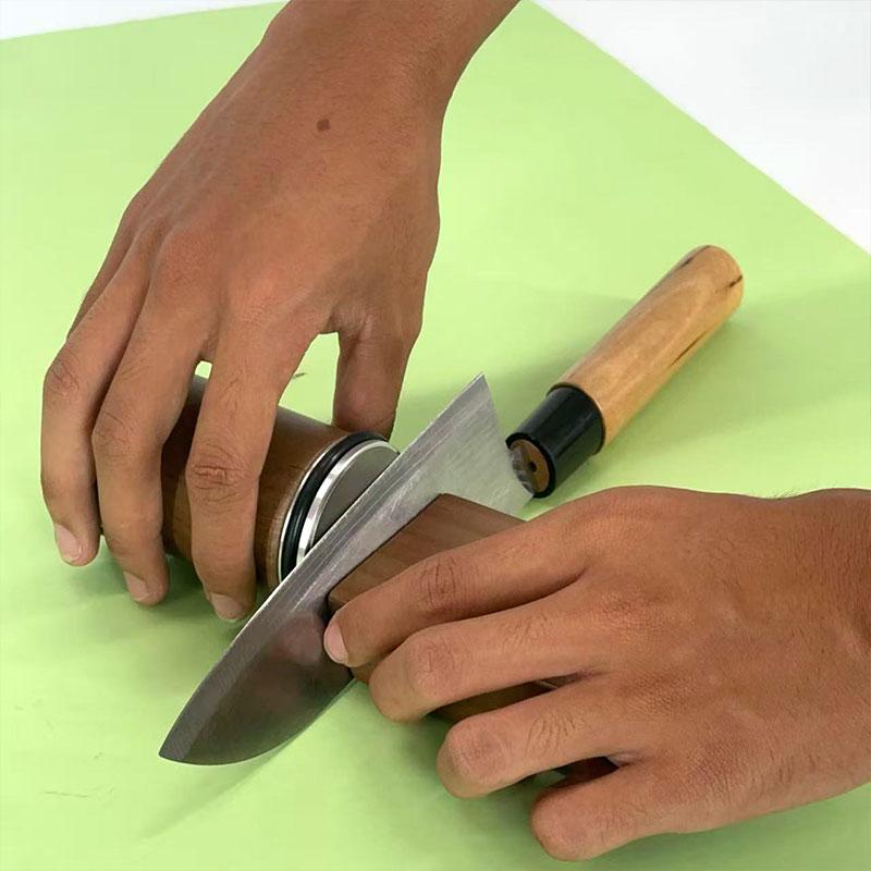 Rolling Knife Sharpener Magnetic Knife Holder Diamond Sharpening Stone Kit with 15 and 20 Degrees Angle Roller Kitchen Accessory