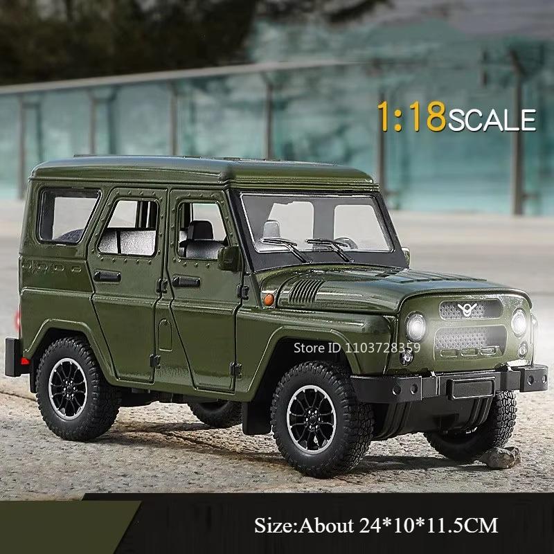 1:18 Scale Russia UAZ Hunter RV Model Car Toys Alloy Diecast Off-road Vehicles Sound Light Doors Opened Pull Back for Boys Gifts