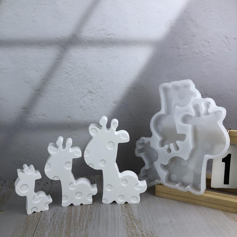Giraffe Figurine Silicone Candle Molds for Candle Soap Epoxy Resin Giraffe Shape Silicone Molds for Gypsum Decoration