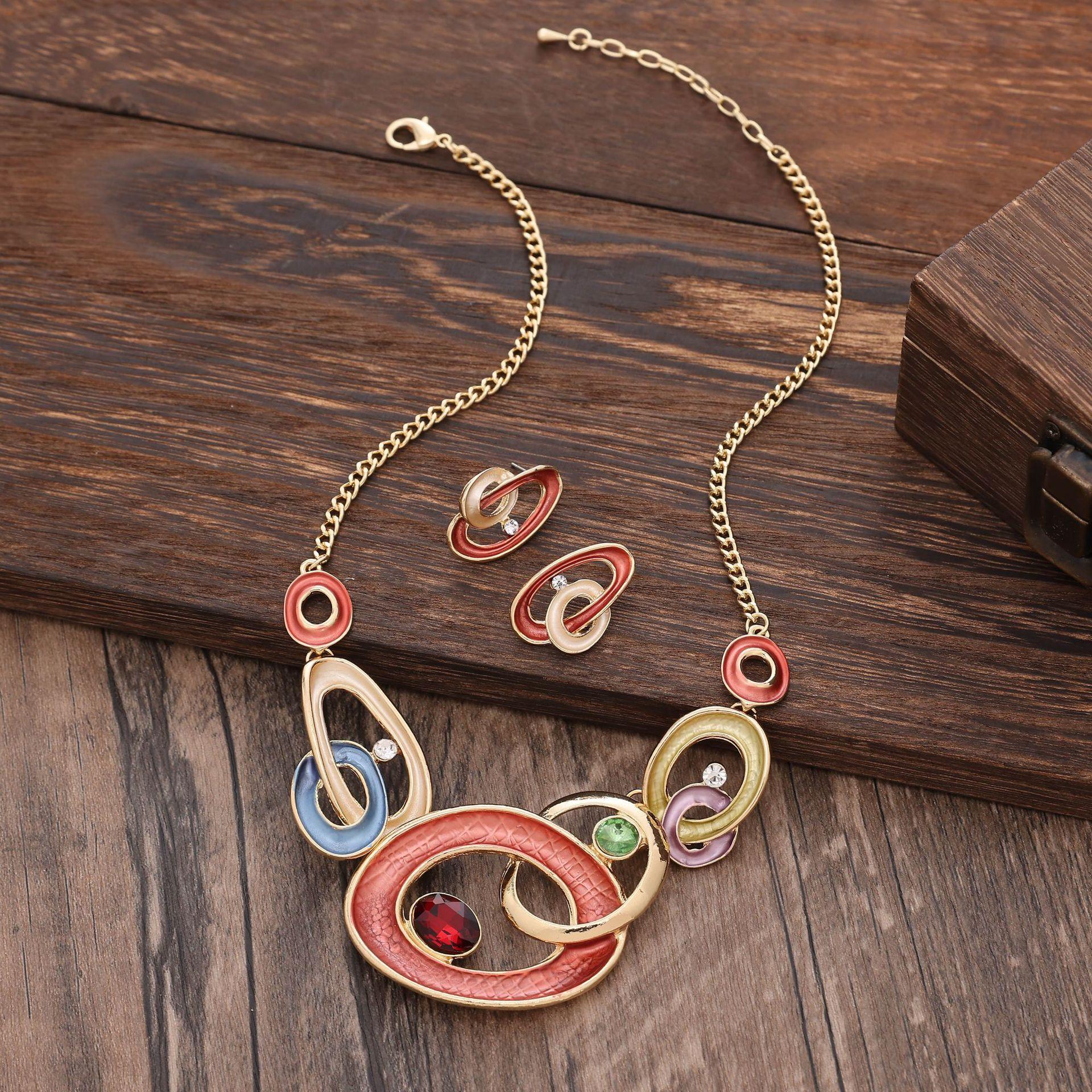 

Цветная живопись маслом геометрический полый круглый набор серег-гвоздиков и ожерелья, модные и высококлассные женские украшения