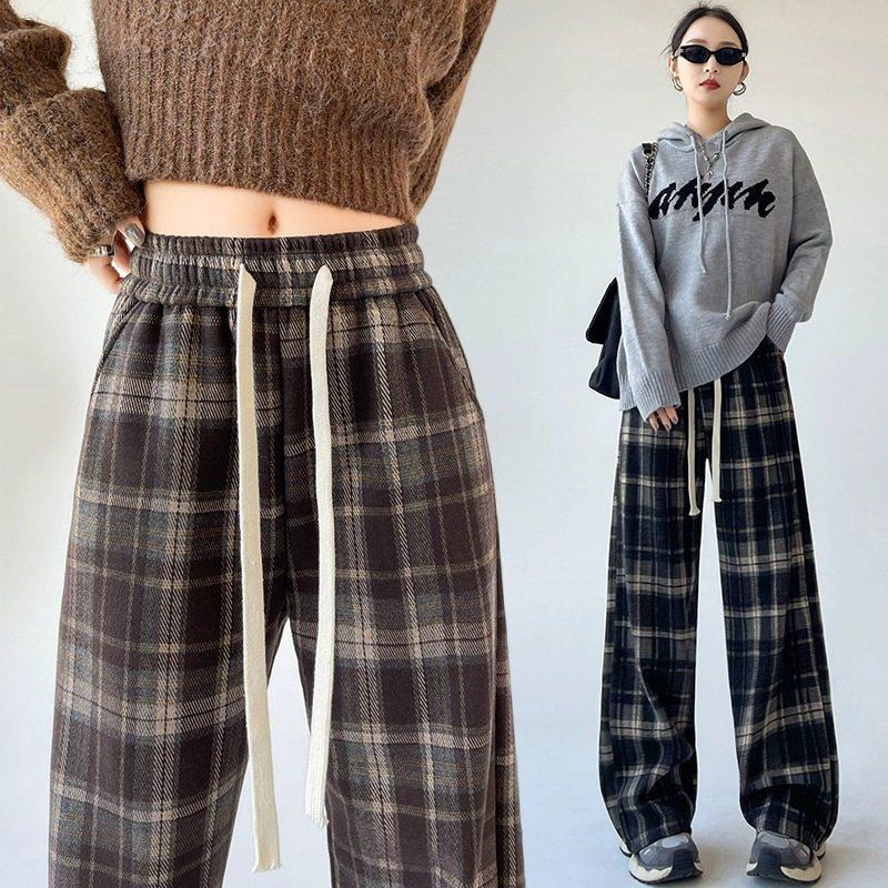 145 Small Wide-Leg Plaid Pants for Women - Coffee Color, High Waist, Woolen Drape, Plus Velvet, Straight Leg, Extra Long, for Autumn/Winter.