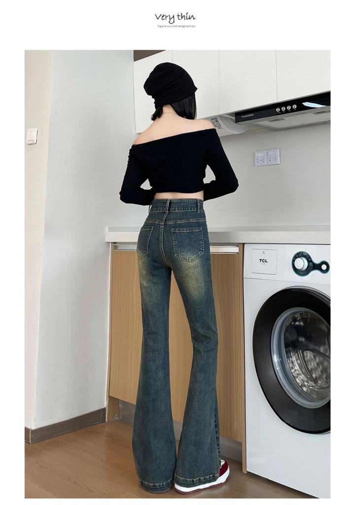 Retro High Waist Double-Breasted Flare Jeans for Women: Slim Fit, Stretch, Nostalgic Hip-Lifting Pants for Spring and Autumn.