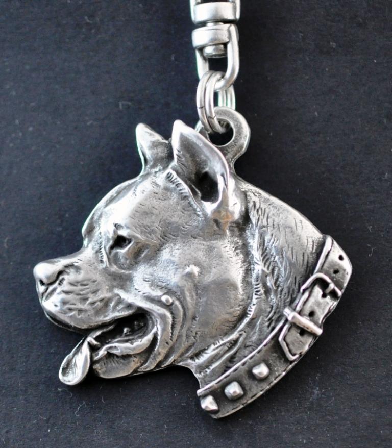 Americký stafordšírský teriér, Amstaff I - Postříbřená klíčenka s pejskem v dárkové krabičce, ozdoba na kabelku, přívěsek na batoh značky Art-Dog