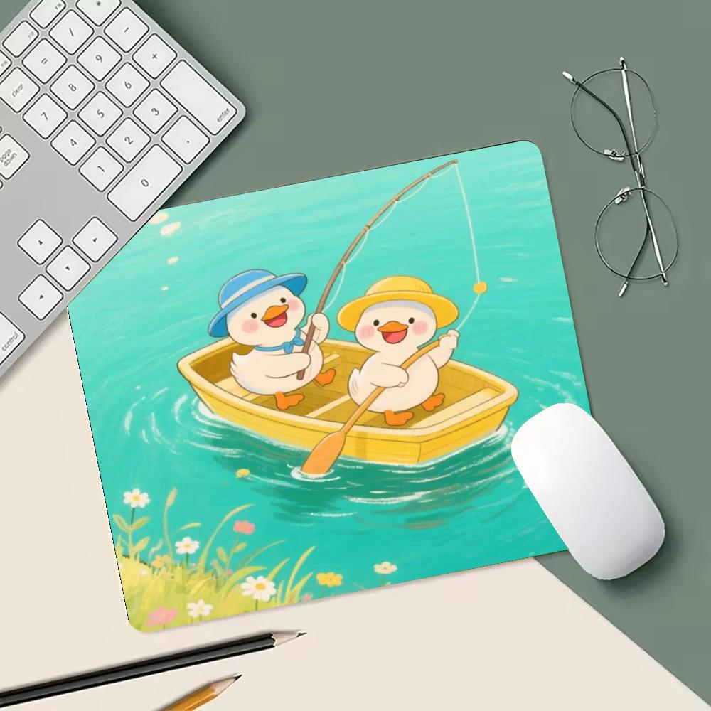Cute White Duck Mouse Pad Non-Slip Rubber Mouse Mat Precision Lock Edge Small Desk Mat Playful Square Gaming Office Accessory