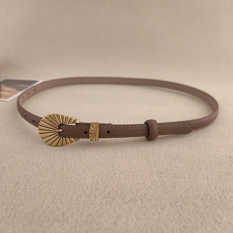 Minimalist Leather Waist Belt With Pin Closure For Jeans And Skirts