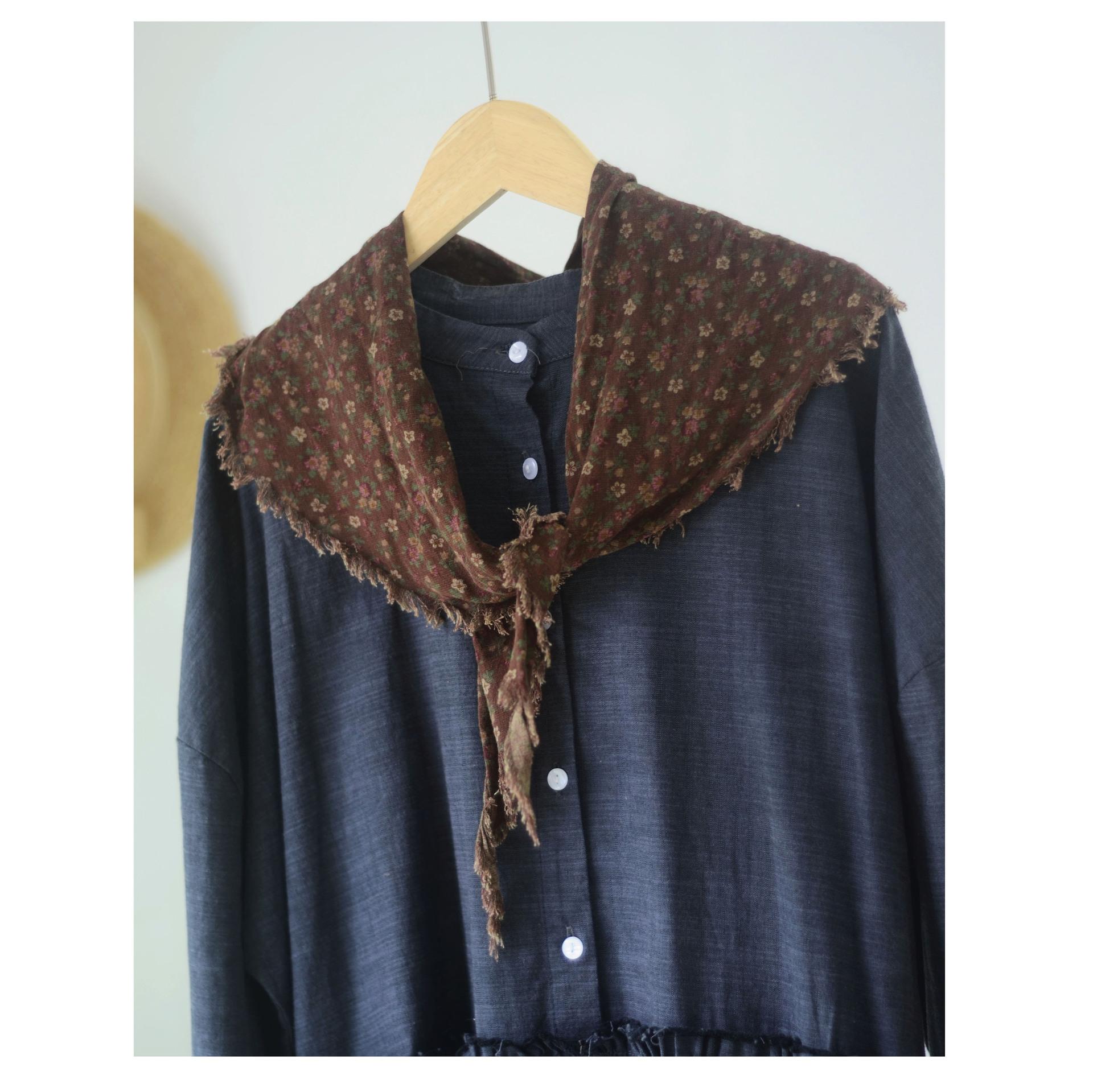 

Johnature Цветочная форма Треугольник Осень Зима Ретро Состаренные Декоративные шарфы темный кофе