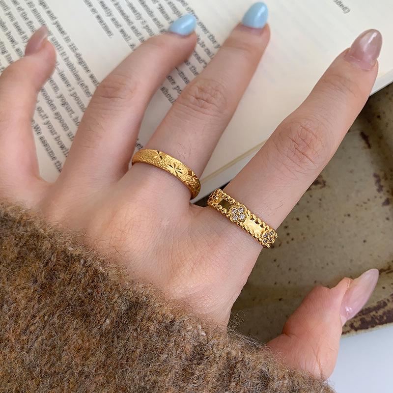 Gold-Plated Zirconia Flower Pleated Ring - High-End Fashion Luxury Index Finger Jewelry.