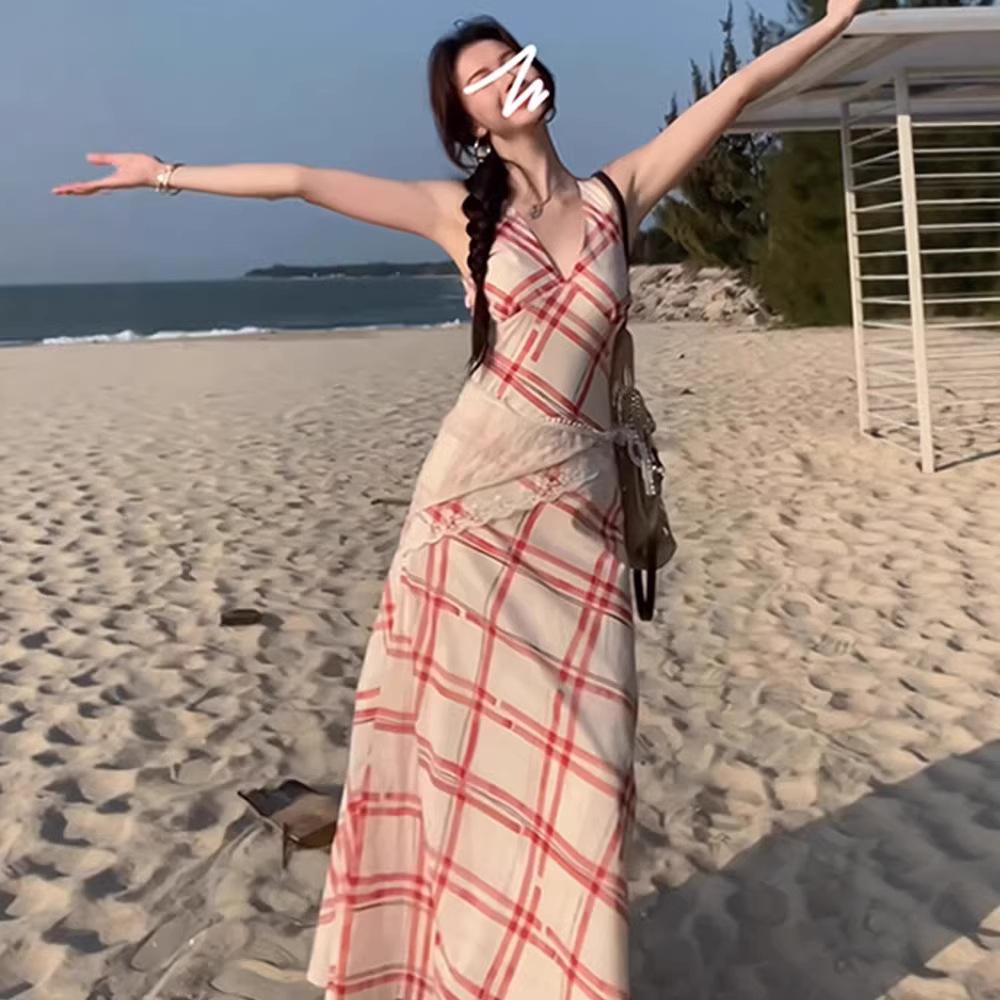French temperament red plaid dress children's summer new seaside vacation Korean sleeveless waist pinch dress