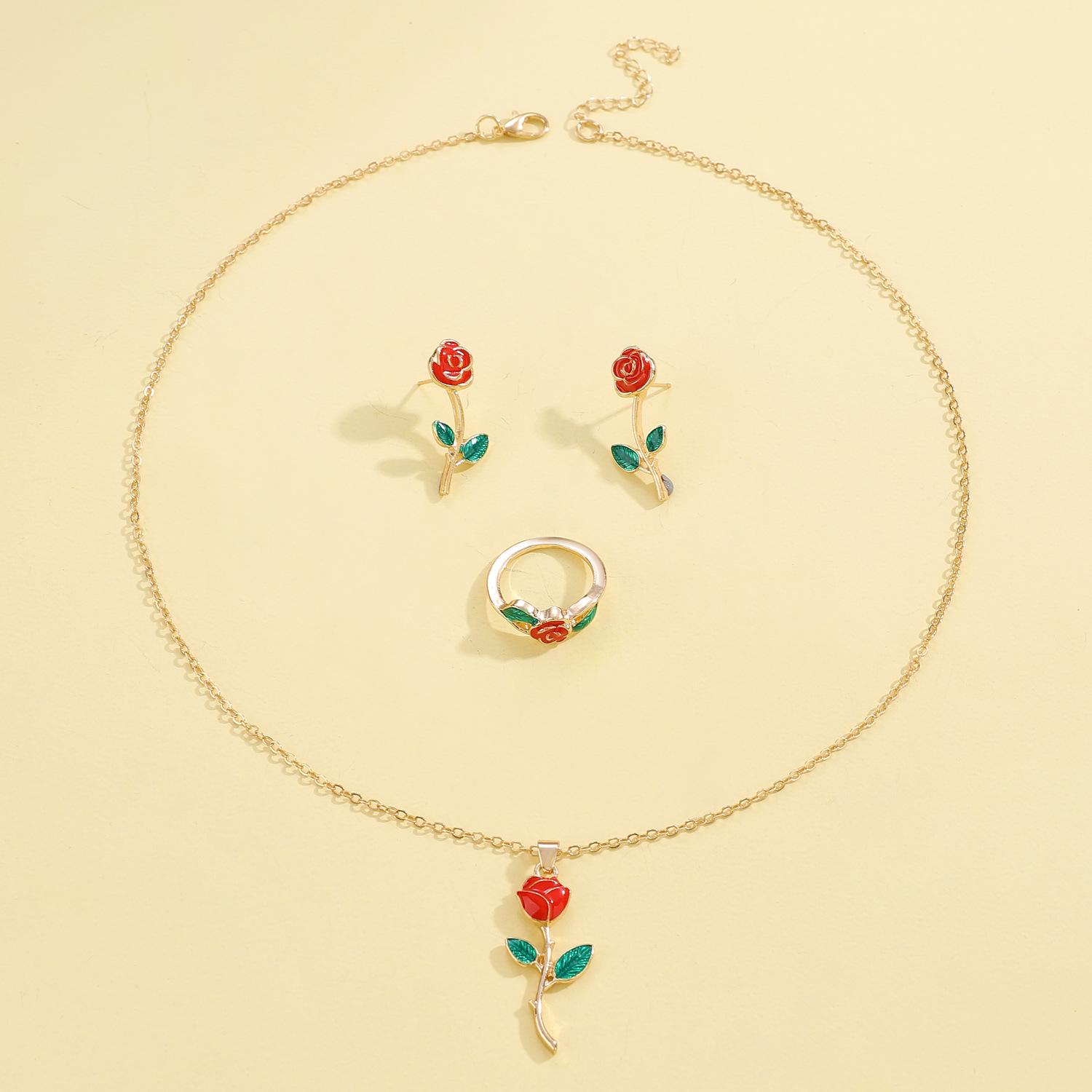 

Летний набор украшений с розой: Женское ожерелье с подвеской, серьги и кольцо на День святого Валентина