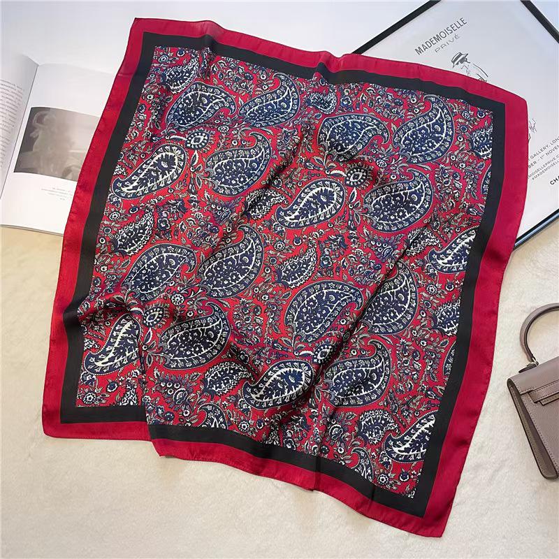 Women's French Retro Silk Cashew Scarf: Versatile Square Ribbon Headscarf