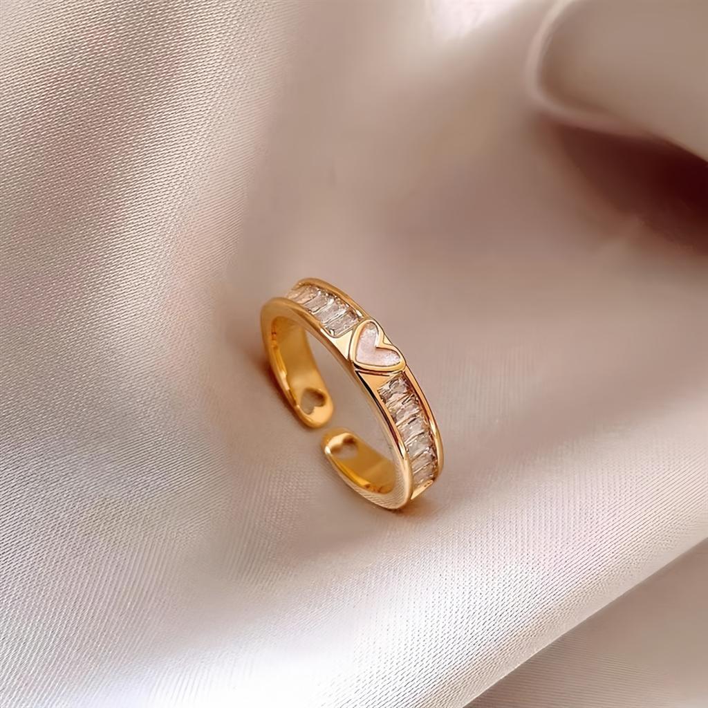 Female niche high-end sense, simple temperament, versatile, light luxury paired ring