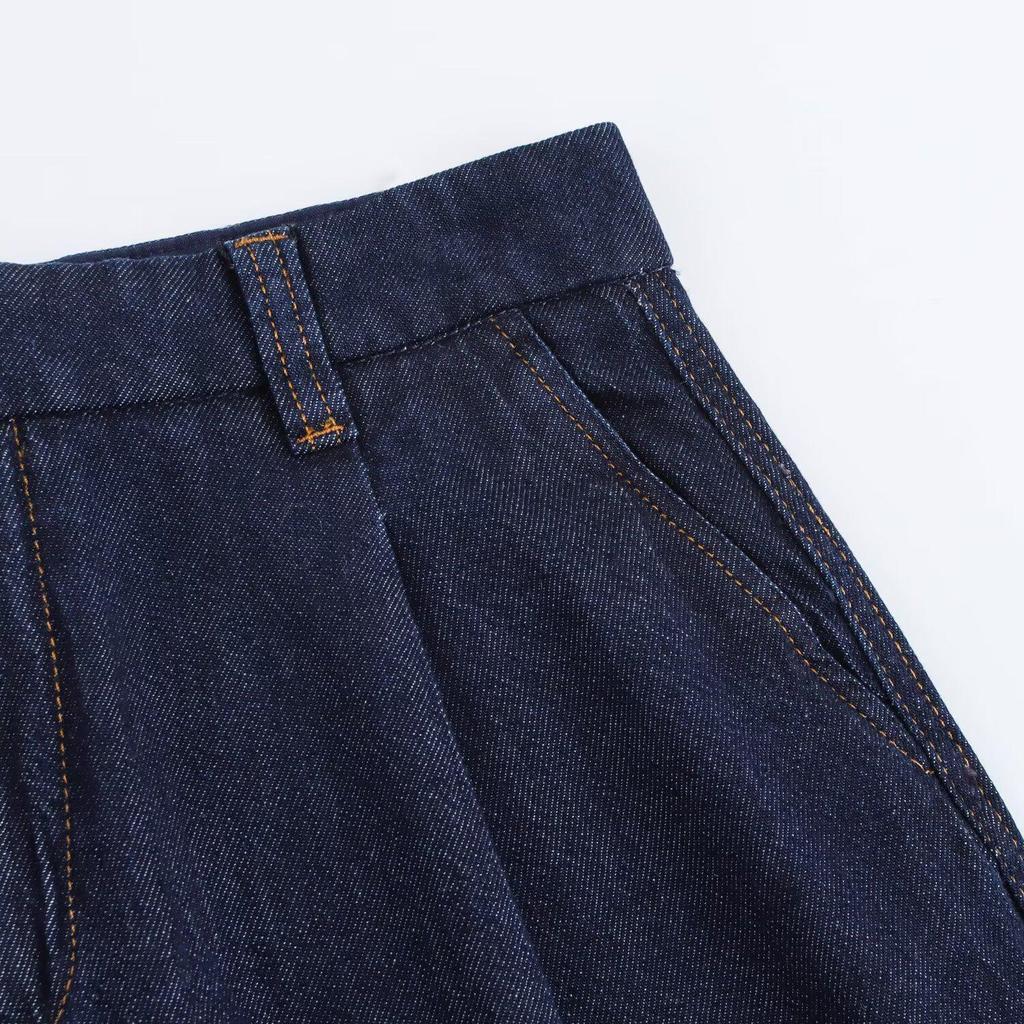 Women's Denim Set: Spring 2025 Short Turn-Down Collar Top & Mid-Waist Straight-Leg Jeans.