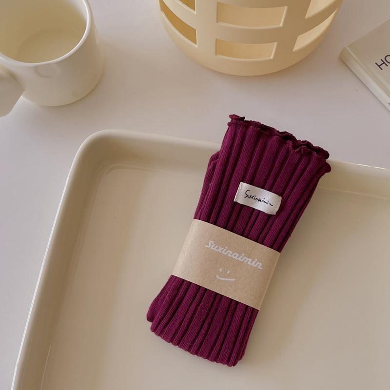 6 Pairs of Female Spring and Autumn New Sweet Wooden Ear Edge Suction Sweat Vertical Tube Stack Socks