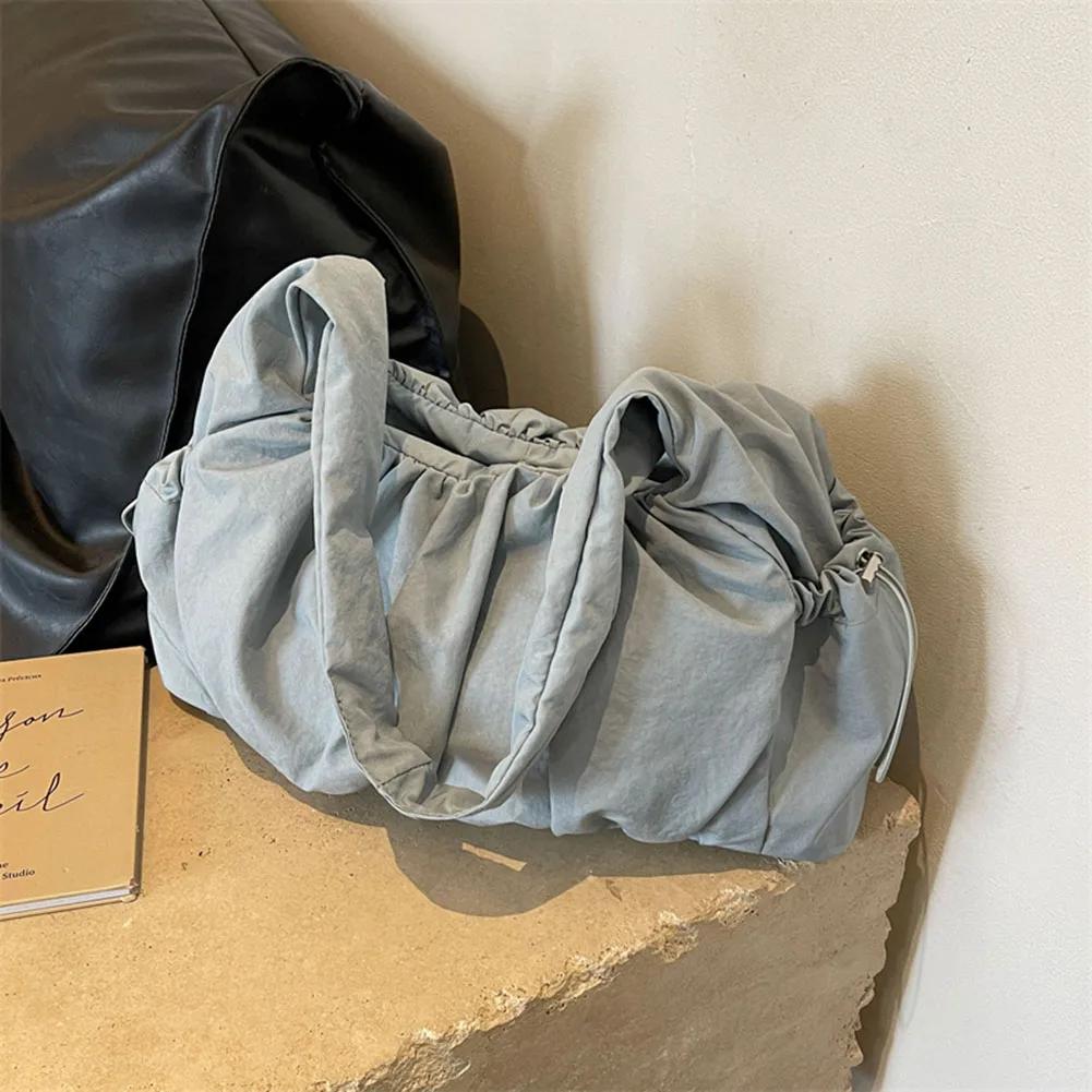 Women Padded Underarm Bag Large Capacity Cloud Pleated Shoulder Bag Top Handle Bag Solid Color Multi-pockets for Party Vacation