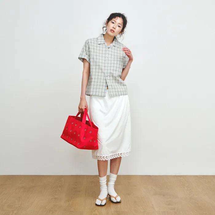 FREAKY EYELET SHOPPER BAG, RED