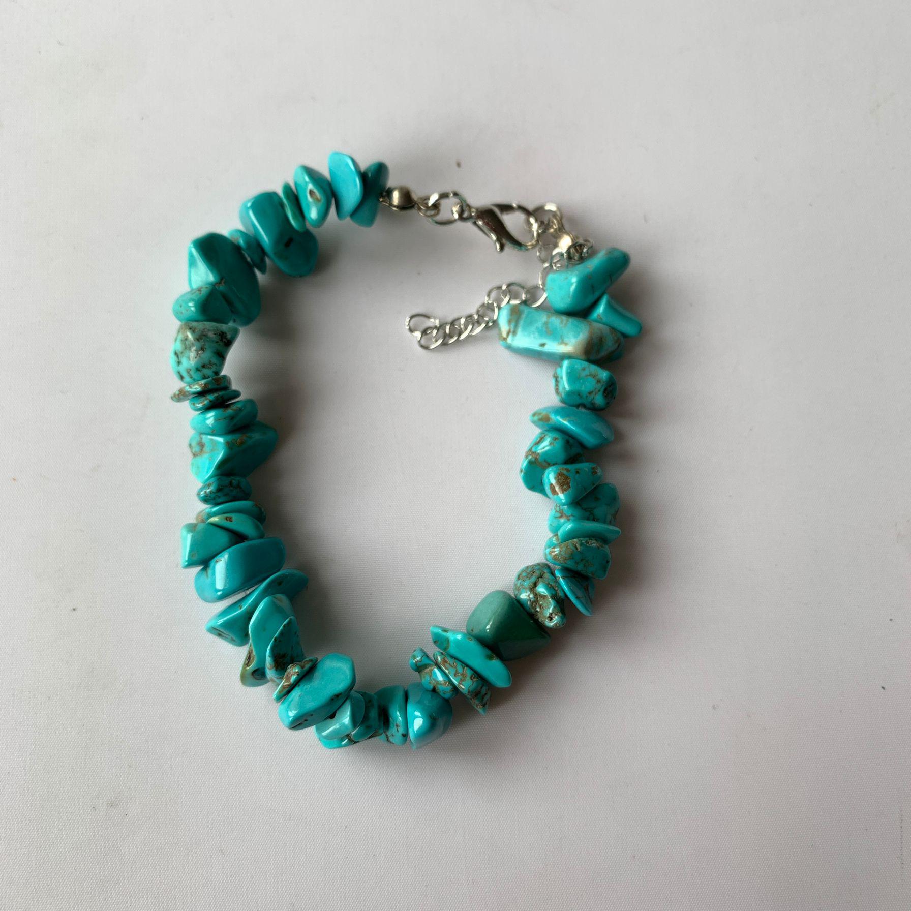 

Семицветный чокер из натурального дробленого камня и кристаллов - Ожерелье в пляжном стиле для весны/лета