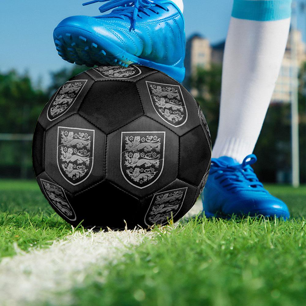 England Nationalmannschaft Fußballlogo Größe 5 Fußball, Maschinengenähtes PVC, Langlebig & Hoher Rückprall, für Alle Altersgruppen geeignet, Fanartikel, Spiele & Außenbereich.