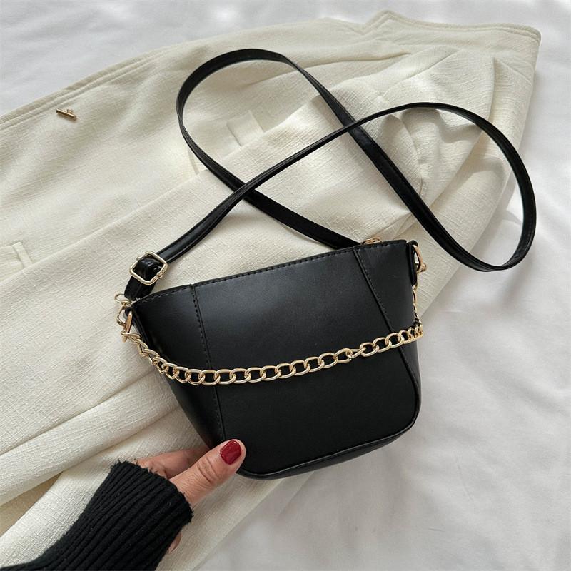 Chic Fall 2023 Retro Bucket Shoulder Bag For Women Pu Leather Chain Crossbody