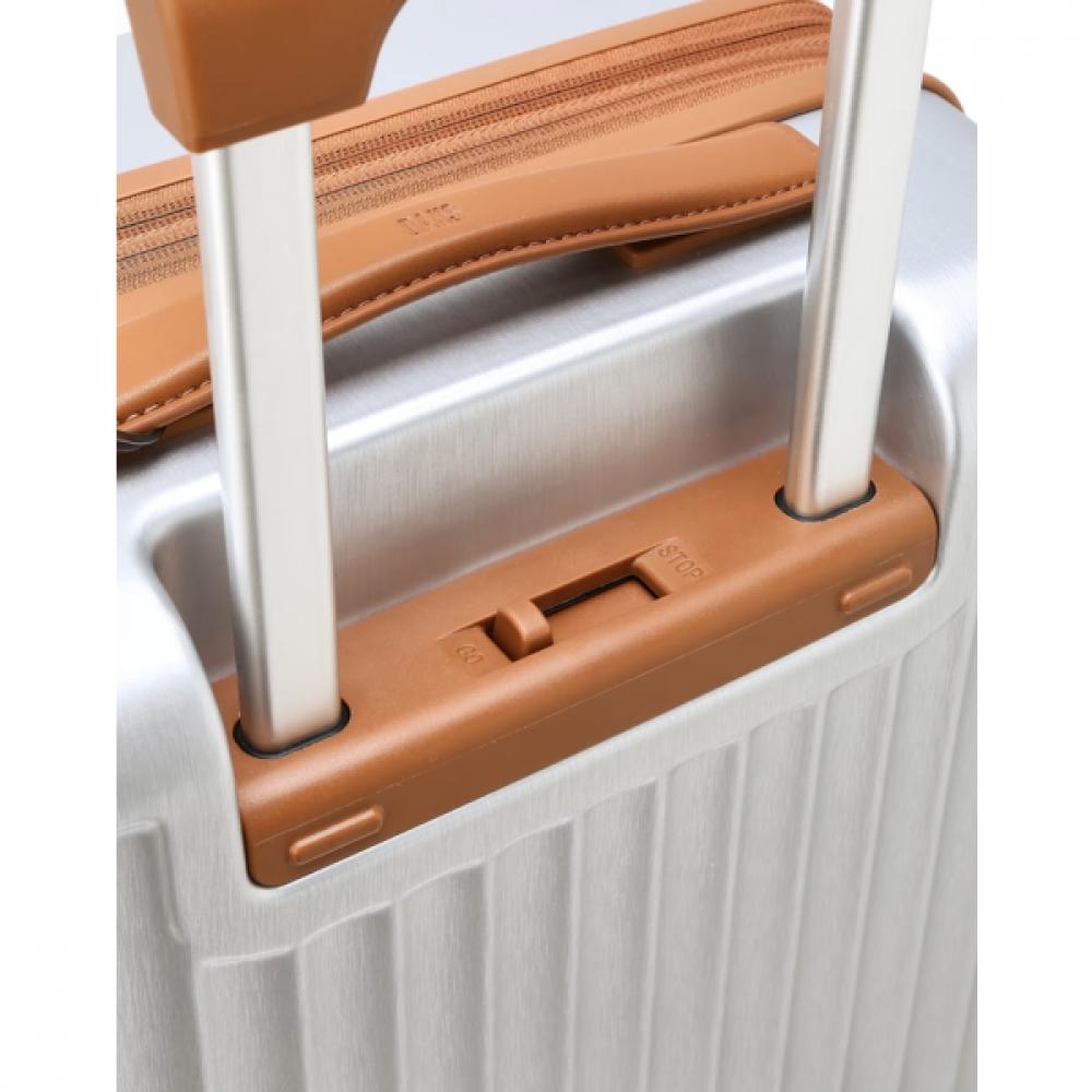 Daks Silver Solid Polycarbonate Hard Carrier 21 Inch Dbba6e571sv