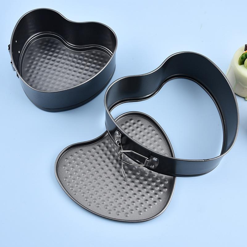 1PC Heart-shaped Cake Baking Pan Household Carbon Steel Live Bottom Buckle Bottom Non-stick Baking Tool Cake Mold