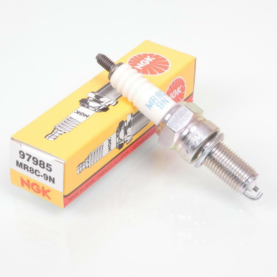 

Ngk MR8C-9N 2021-2023 Honda Dio Uyumlu Buji Standart Tip