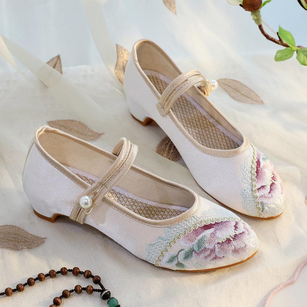 [Bingyu] 2024 Summer New Old Beijing Embroidered Shoes Ethnic Style Retro Women's Shoes Chinese Style Cheongsam Single Shoes