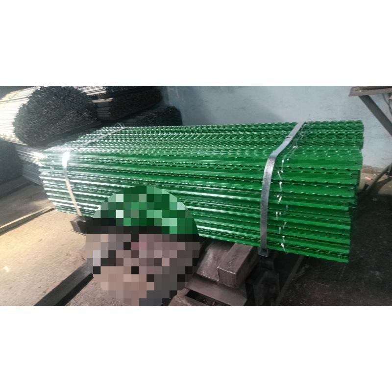 Pointed Angle Iron Tension Rod for Vegetable Garden and Sheep Pen Fence Support