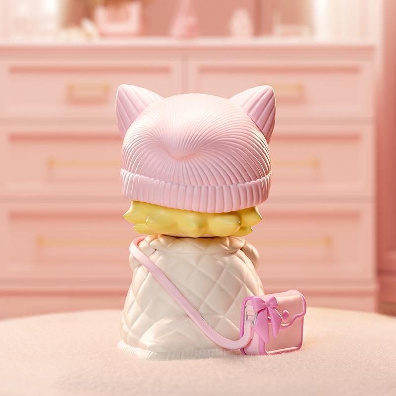 New POP MART Little Sweet Bean Little Sweet Bean, Grow Up Quickly Trendy Figures 7cm PPMT-2403-0010