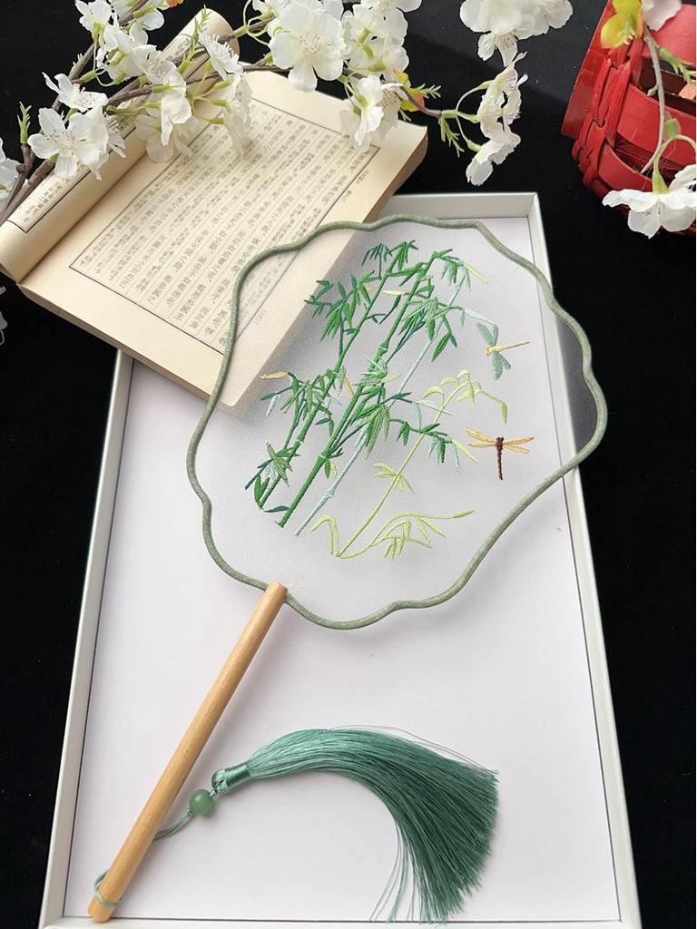 Ancient Style Chinese Embroidered Round Fan for Hanfu and Cheongsam