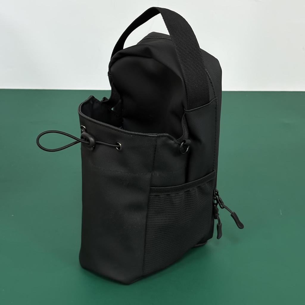 2025 Magnetic Water Bottle & Phone Crossbody Bag for Outdoor Sports - Men's