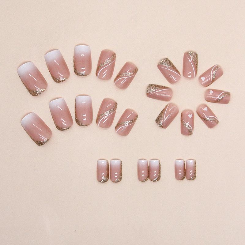 Medium-Length Gradient Heart Nail Art Tips - Flashy Style False Nails