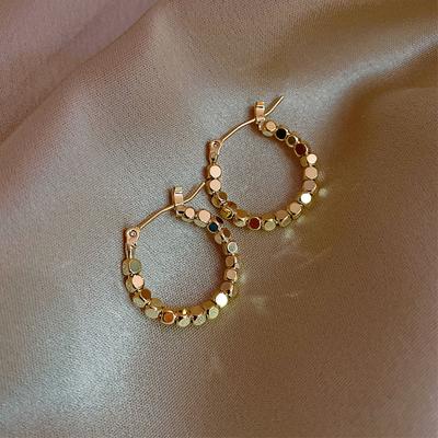 Orecchini a Cerchio Rotondi Lavorati a Mano con Perline per Donna Orecchino Metallico Statement Dorato Gioielli di Tendenza per Feste Regalo per Coppia Brincos