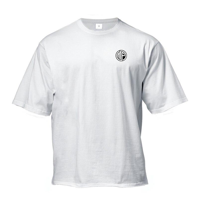 

Muscleguys Брендовая одежда для спортзала Одежда для фитнеса Футболка большого размера Мужская спортивная одежда в стиле хип-хоп Свободная футболка с коротким рукавом Футболка для бодибилдинга с мышцами XXL белый