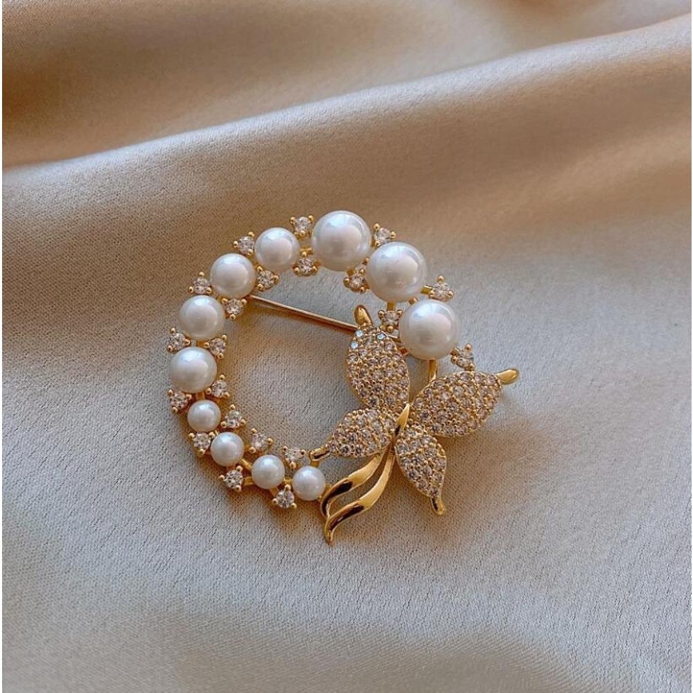 Diamond Butterfly Versatile Simple Brooch Flower Anti-light Pin Clothing Accessories Corsage