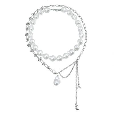 Fashionable Baroque Pearls Necklace with Star and Moon Pendant Adjustable Choker for Ladies Trendy Women's Accessories