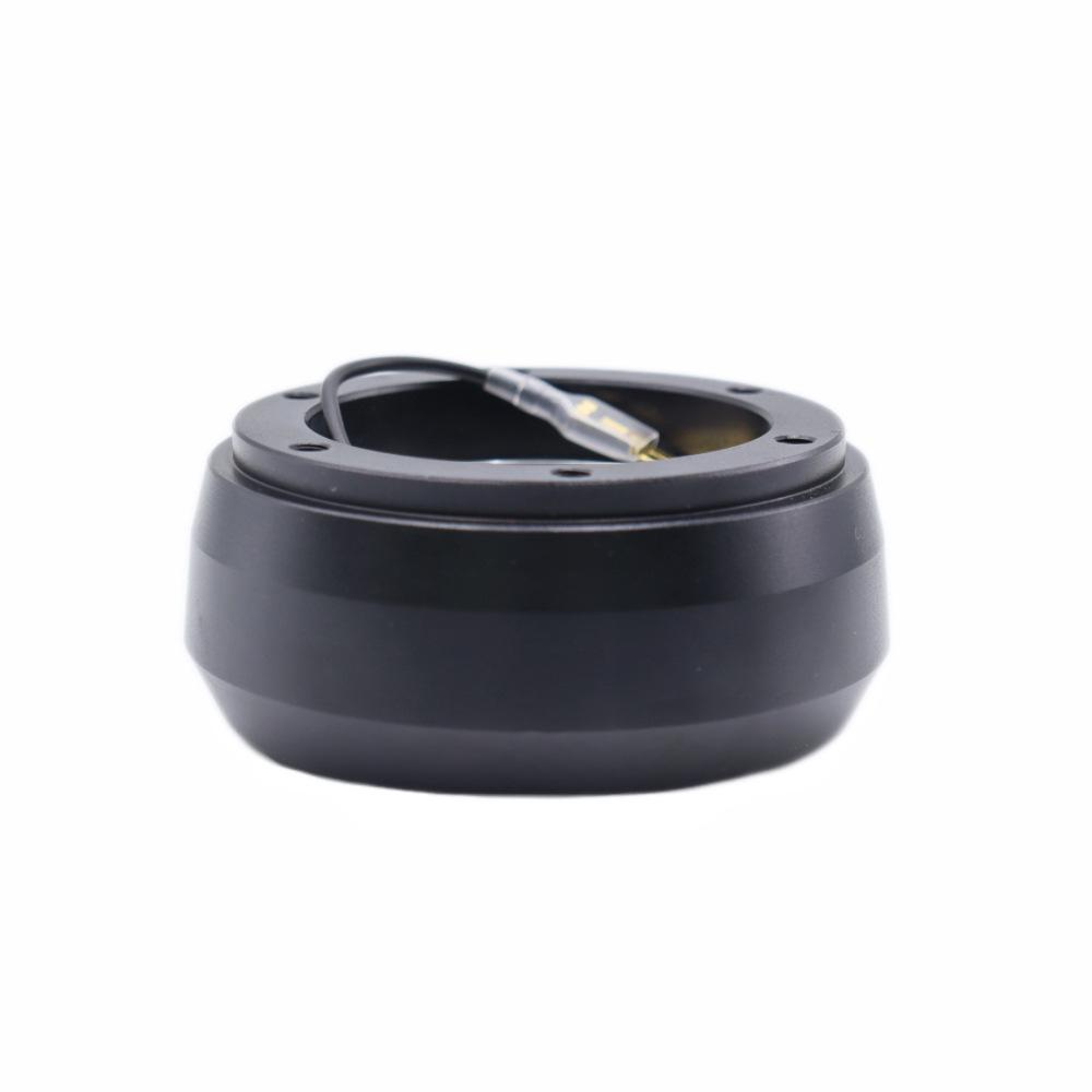 Volkswagen 411/412/Beetle Steering Wheel Adapter 185H