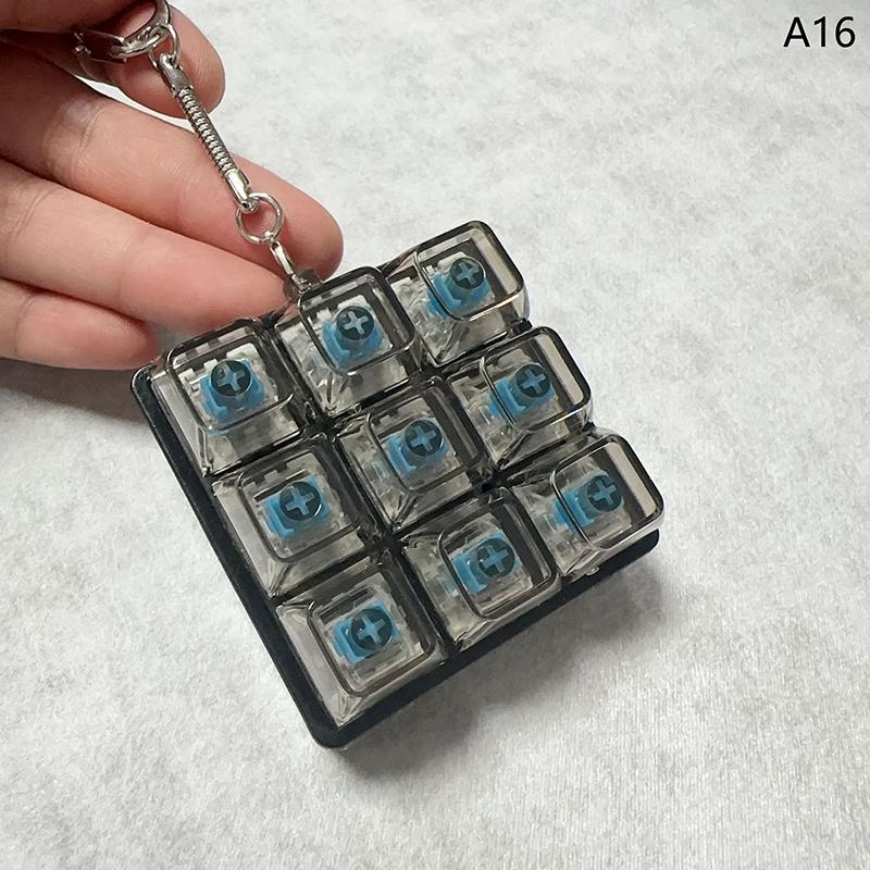 9 Keys Keyboard Keycaps Keychain Fidget Toy Anti-Anxiety Point Keycaps Party Stress Relief Diy Keycaps Toy Keyboard Caps